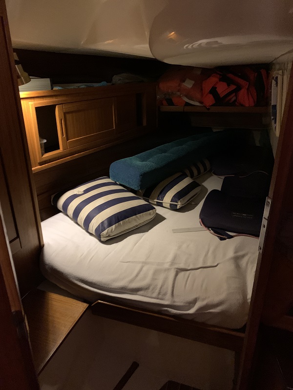 Front cabin
