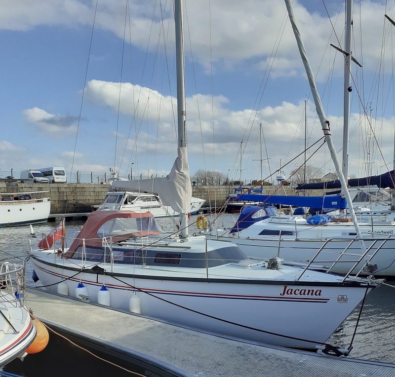 Dufour 2800