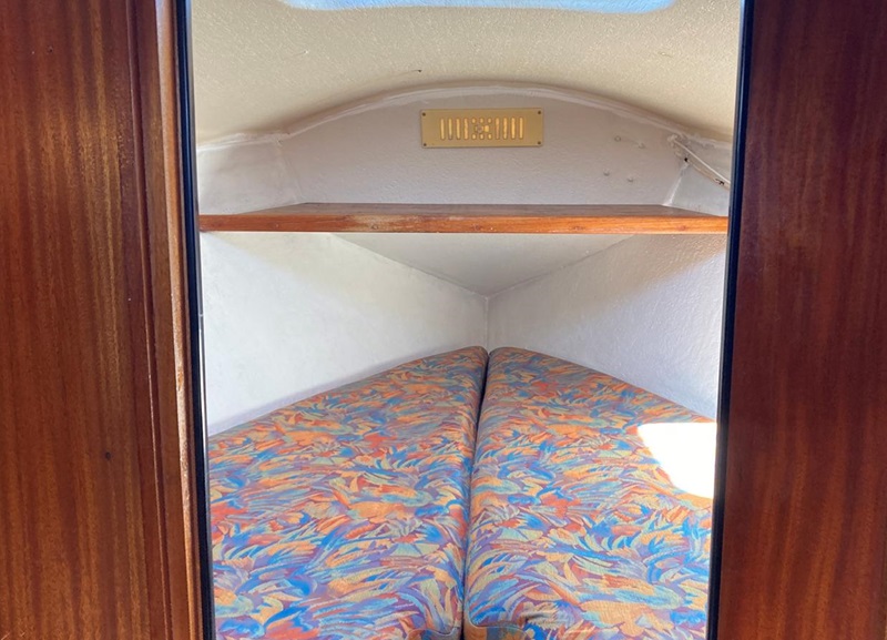 Front cabin
