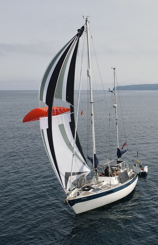 Oyster Mariner 35