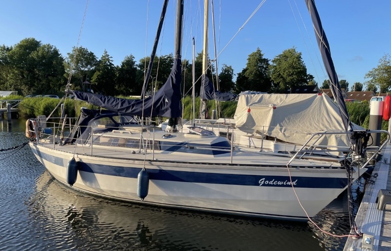 Domp 27