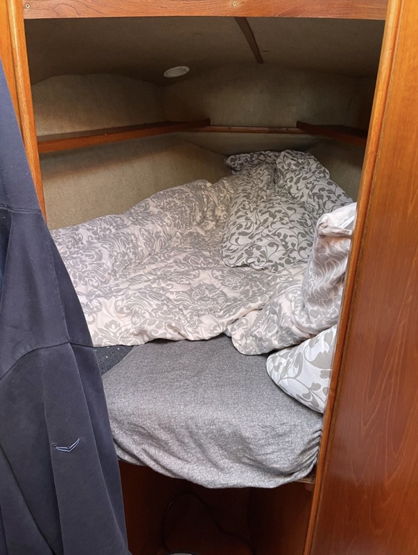 Front cabin