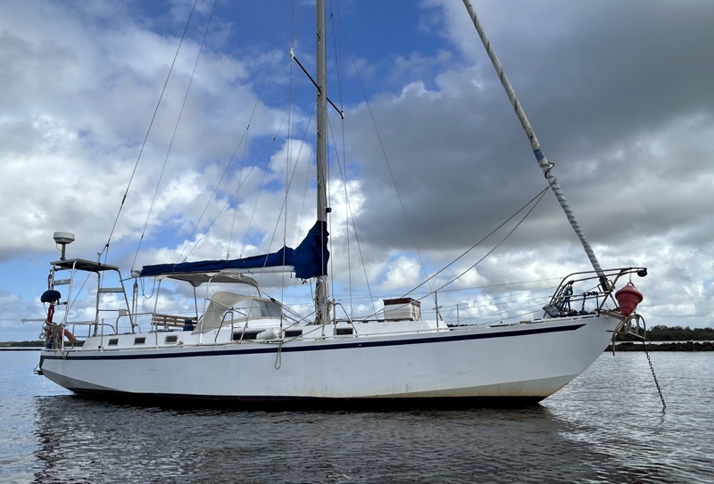 Roberts Offshore 38
