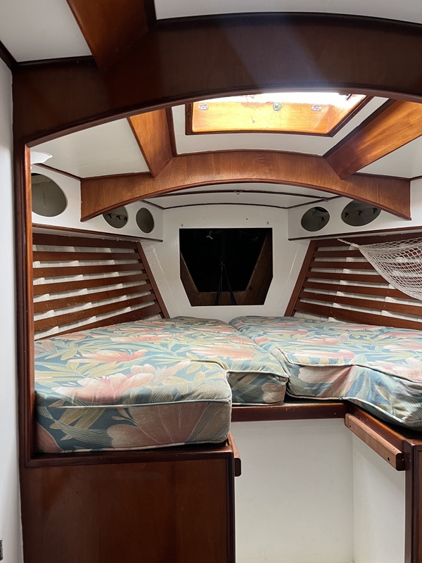 Front cabin