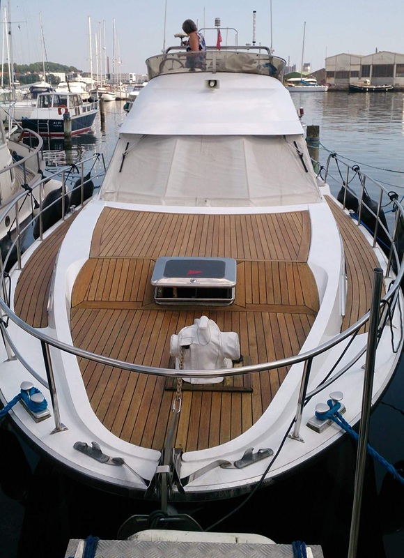 Deck plan