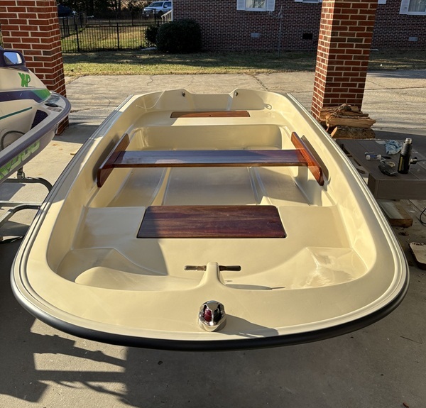 Boston Whaler 11 Standard Boston Whaler 11 Standard